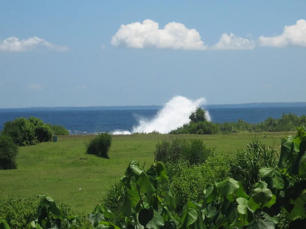 Le souffleur le plus spectaculaire de Lembongan — Devil's Tears, Où rouler depuis Jungut Batu Lembongan