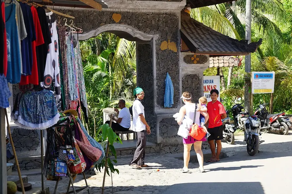 Eau chaude naturelle, parfait après la route — Air Panas Banjar, Où rouler depuis Lovina