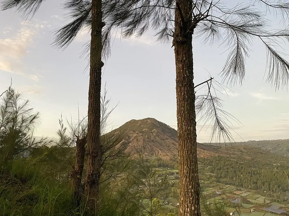 Sinueuse et déserte, un régal à scooter — Kintamani, Où rouler depuis Payangan