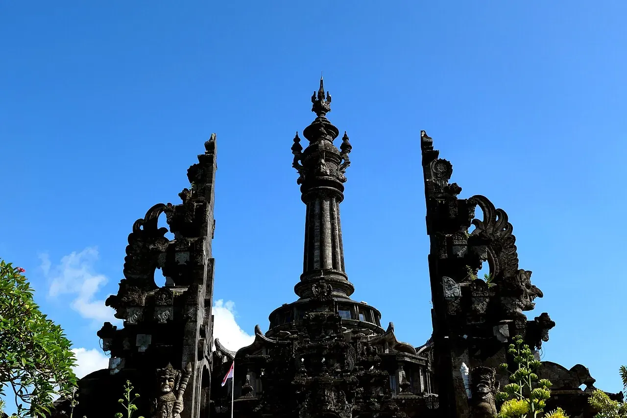 Monument Bajra Sandhi à Renon, à 5 minutes du centre en scooter