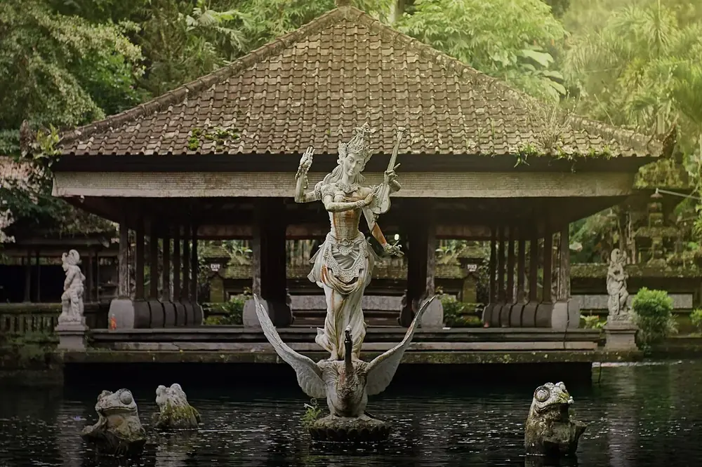 Un petit temple paisible, peu de touristes — Gunung Kawi Sebatu, Où rouler depuis Tegallalang